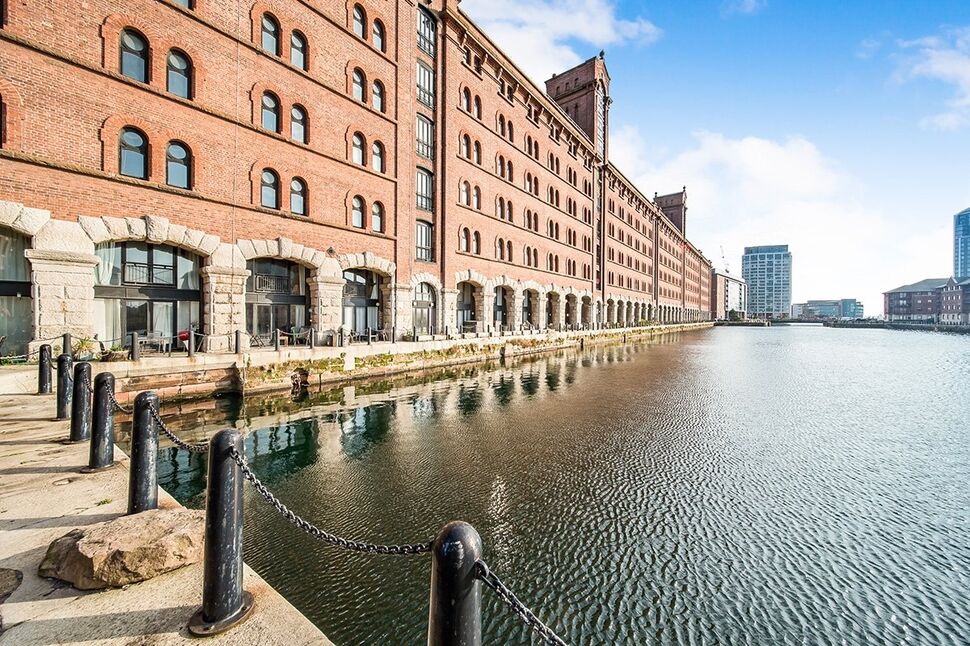 3 bedroom Semi Detached House for sale, Hillfoot Avenue, Liverpool, L25