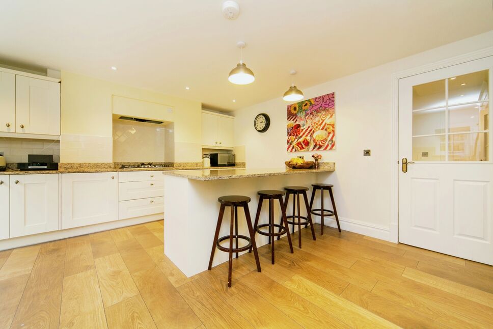 4 bedroom Mid Terrace House for sale, Falkner Street, Liverpool, L8 £