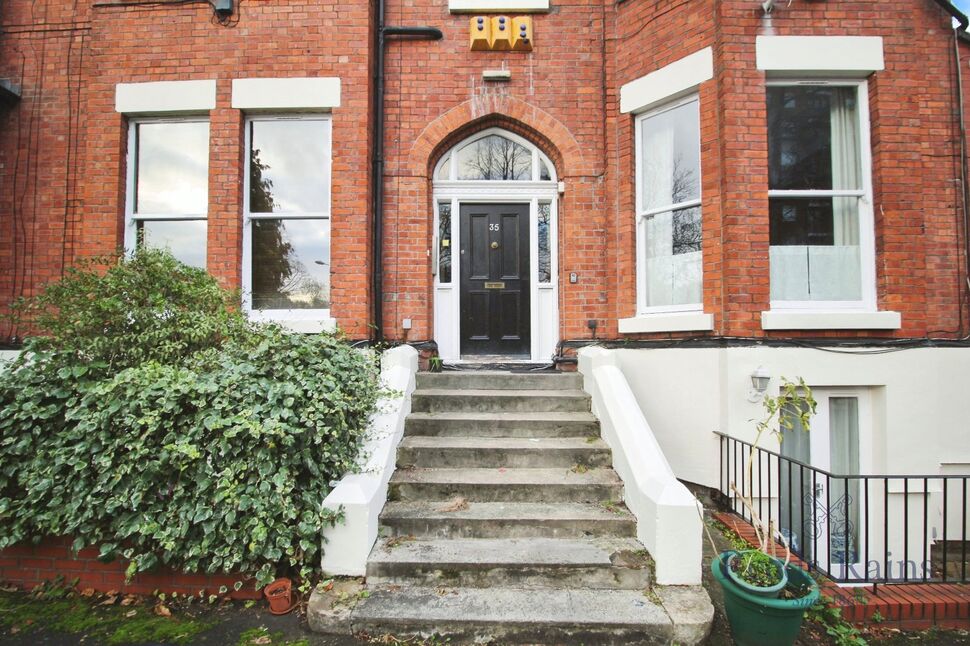 2 bedroom  Flat for sale