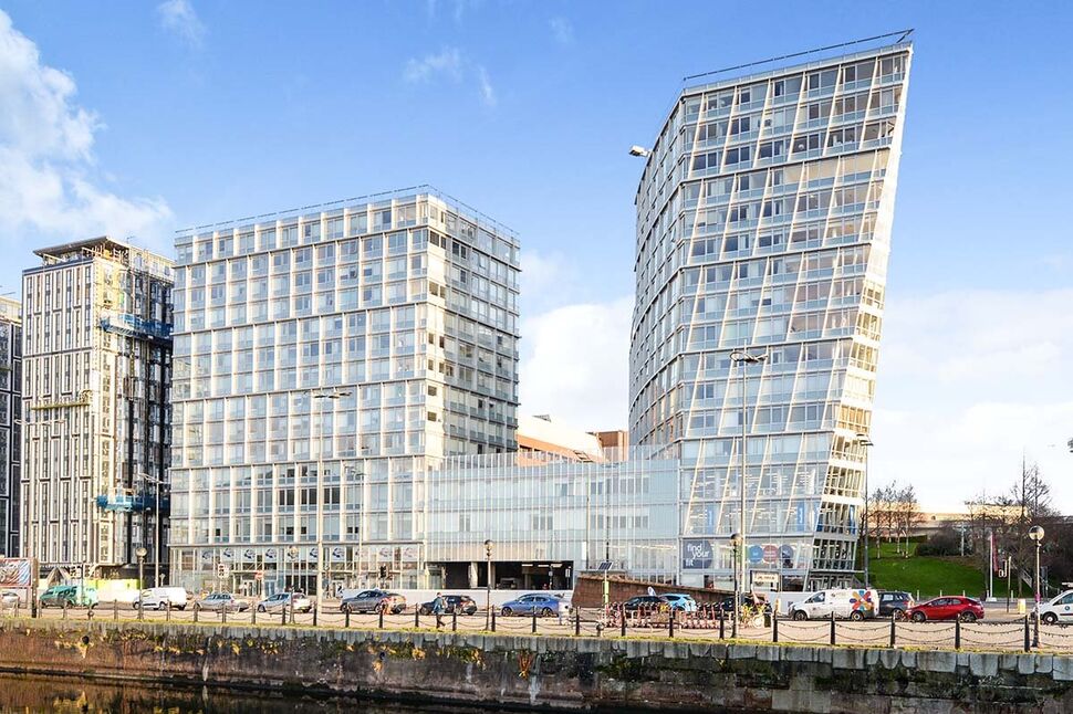 Main image of 1 bedroom Flat for sale, Strand Street, Liverpool, Merseyside, L1