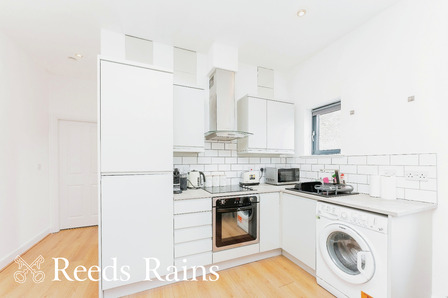 York Street, 1 bedroom  Flat for sale, £110,000