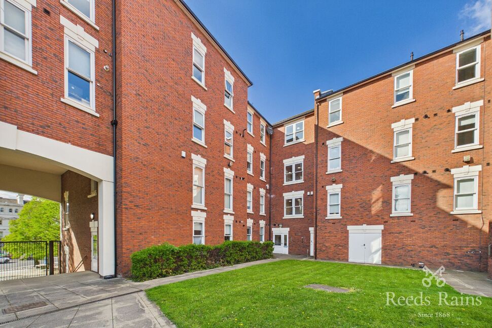 Main image of 2 bedroom Flat for sale, Arch View Crescent, Liverpool, Merseyside, L1