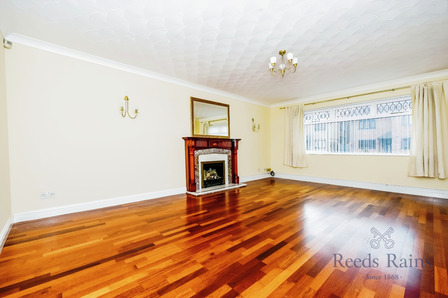 Sandfield Walk, 4 bedroom Detached House for sale, £375,000