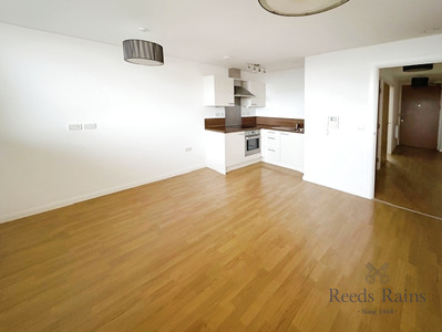 1 bedroom  Flat to rent