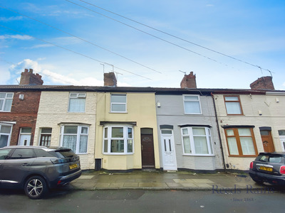 2 bedroom Mid Terrace House for sale