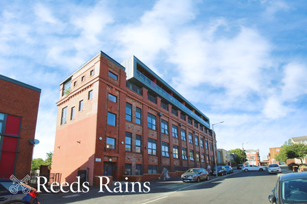 Wellington Road, 1 bedroom  Flat for sale, £40,000