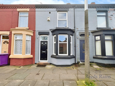 2 bedroom Mid Terrace House to rent