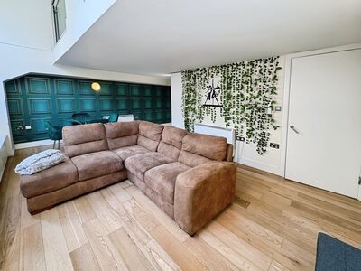 Temple Lane, 2 bedroom  Flat to rent, £1,000 pcm