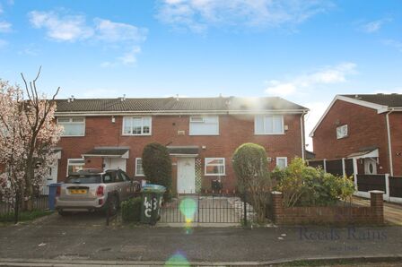 Conwy Drive, 2 bedroom Mid Terrace House for sale, £80,000