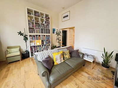 Sweeting Street, 1 bedroom Flat to rent, &pound;1,300 pcm