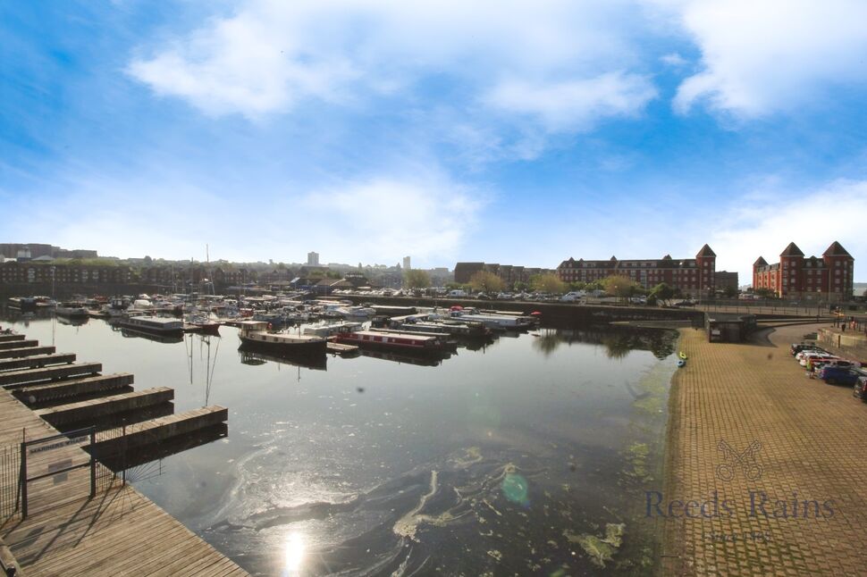Main image of 3 bedroom Flat for sale, Mariners Wharf, Liverpool, Merseyside, L3