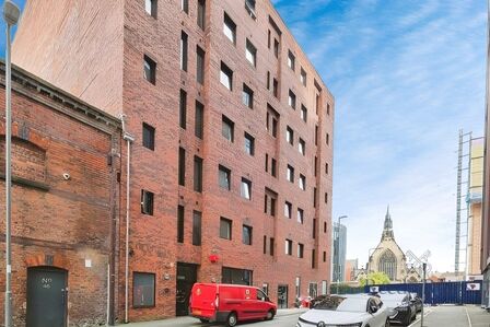  Flat for sale
