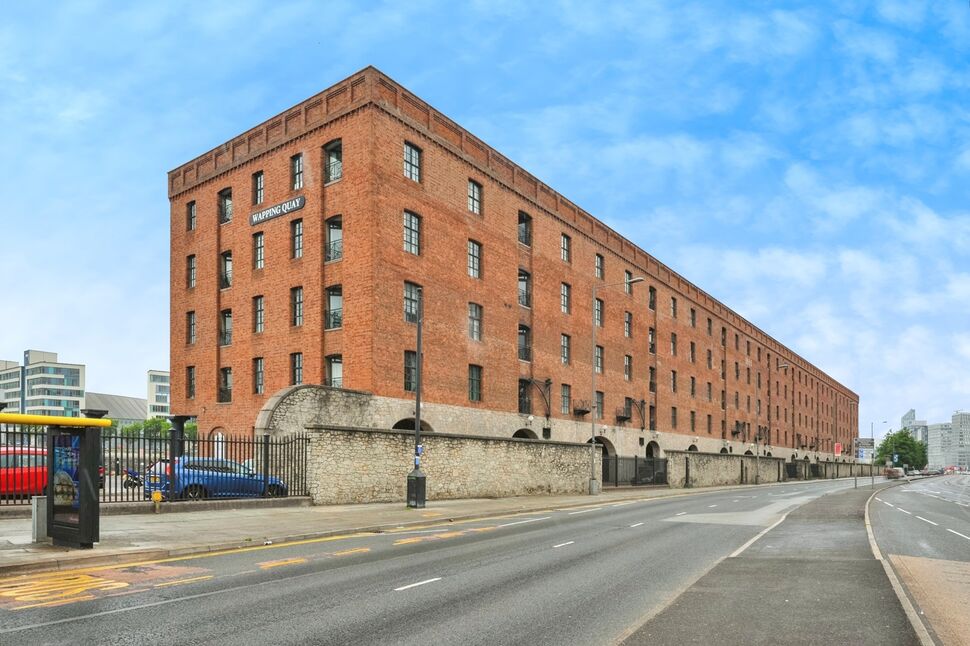 Main image of 2 bedroom Flat for sale, Wapping Quay, Liverpool, Merseyside, L3