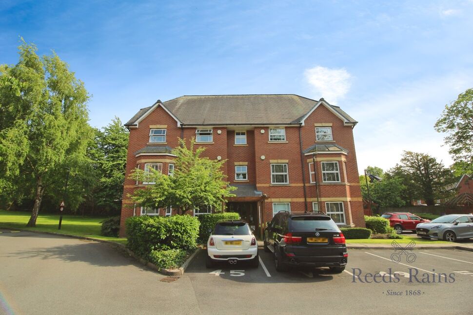 Main image of 2 bedroom Flat for sale, Pennyford Drive, Liverpool, Merseyside, L18