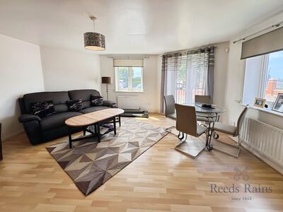 Quebec Quay, 2 bedroom  Flat to rent, £1,150 pcm