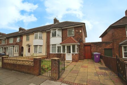 3 bedroom End Terrace House for sale