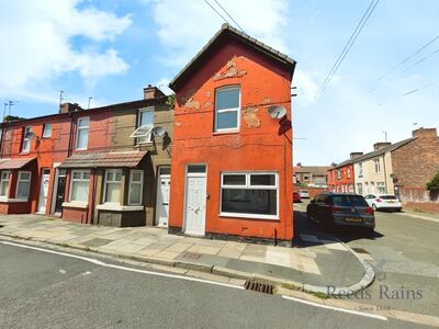 2 bedroom End Terrace House for sale
