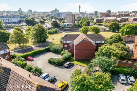 2 bedroom  Flat for sale