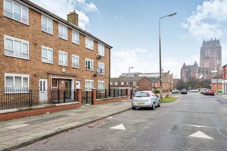 3 bedroom  Flat for sale