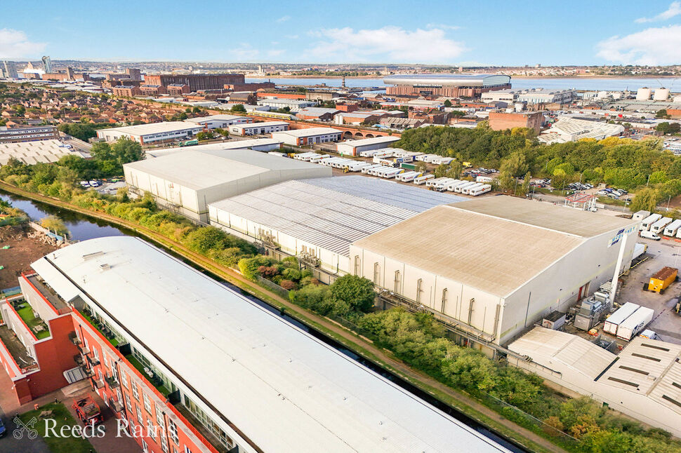Main image of 2 bedroom  Flat for sale, Tobacco Wharf, Liverpool, Merseyside, L5