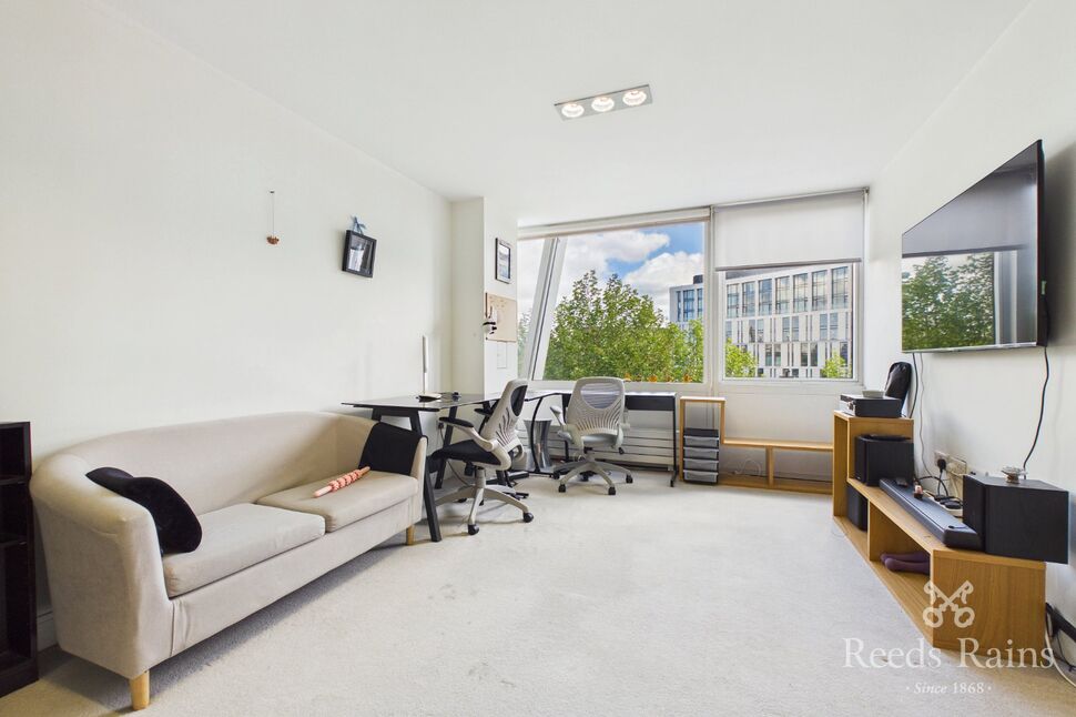 Main image of 2 bedroom Flat to rent, Strand Street, Liverpool, Merseyside, L1