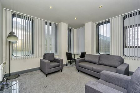 2 bedroom Flat to rent