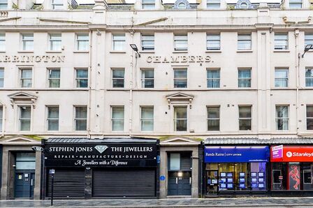 North John Street, 2 bedroom  Flat to rent, £900 pcm