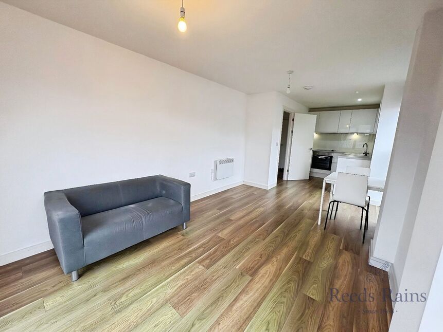 Main image of 1 bedroom  Flat to rent, Slater Place, Liverpool, Merseyside, L1