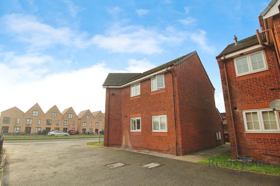 Main image of 2 bedroom Flat for sale, Marnwood Walk, Liverpool, Merseyside, L32