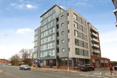 1 bedroom Flat for sale