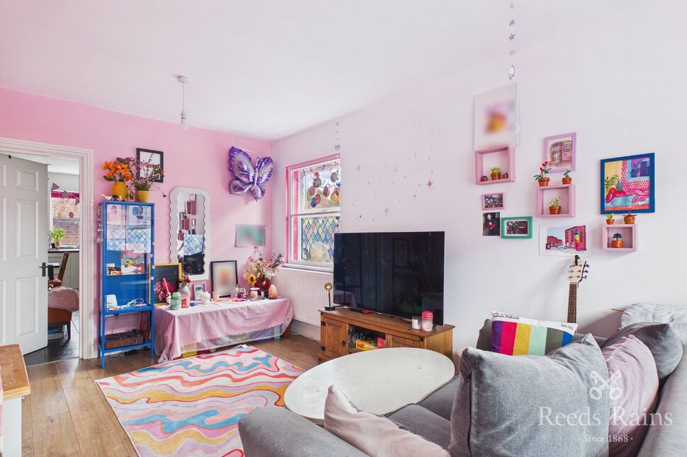 Main image of 5 bedroom End Terrace House to rent, Elaine Street, Liverpool, Merseyside, L8