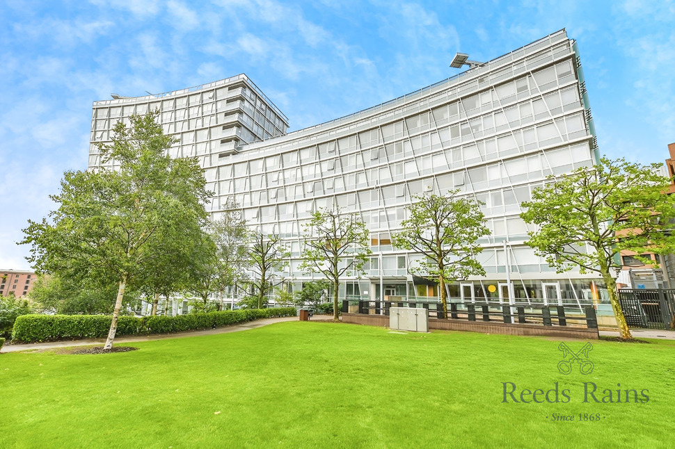 Main image of 2 bedroom Flat to rent, Strand Street, Liverpool, Merseyside, L1