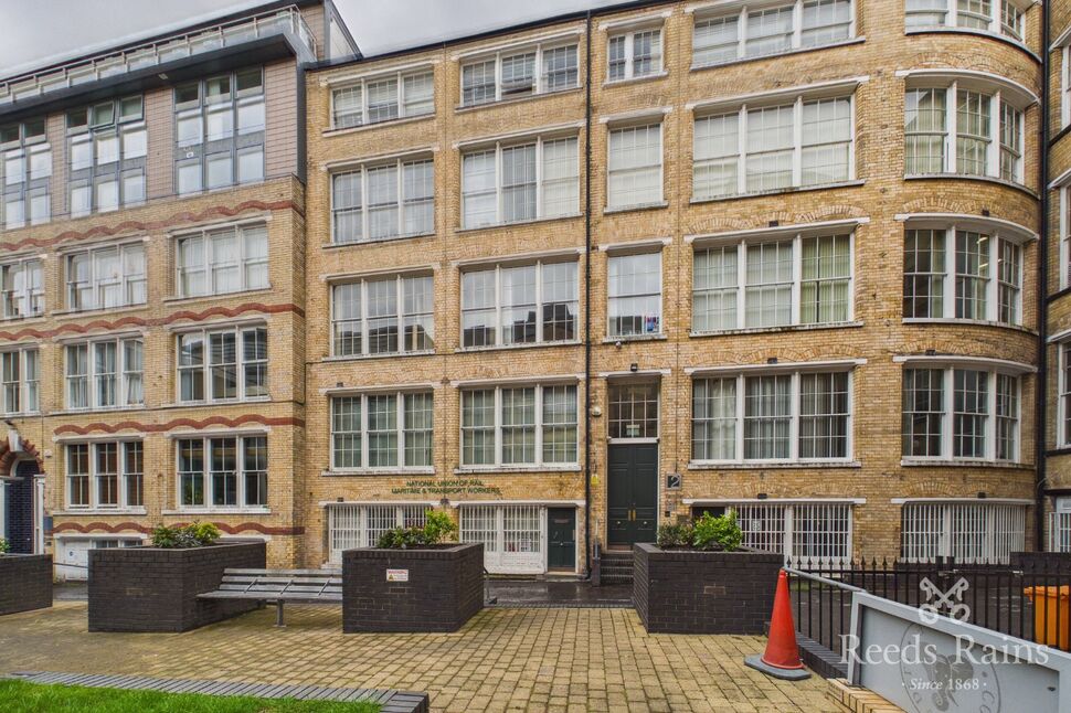 Main image of 1 bedroom Flat for sale, Temple Lane, Liverpool, Merseyside, L2