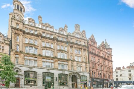 Victoria Street, 2 bedroom Flat for sale, &pound;66,000