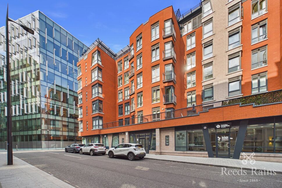 Main image of 2 bedroom Flat for sale, Bixteth Street, Liverpool, Merseyside, L3