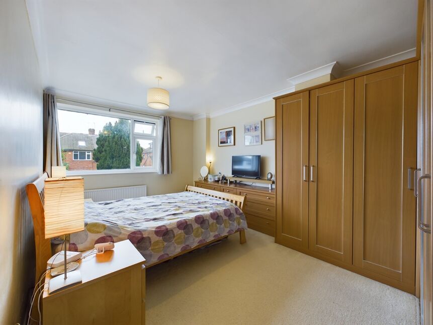 3 bedroom Semi Detached House for sale, Roxburgh Croft, Leamington Spa