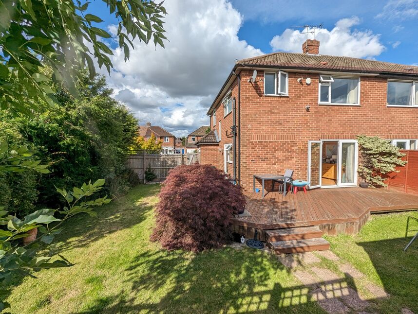 3 bedroom Semi Detached House for sale, Roxburgh Croft, Leamington Spa