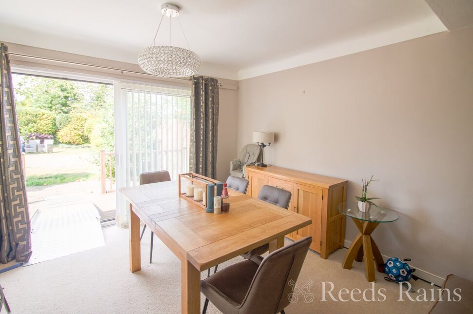 Lounge / Dining Room