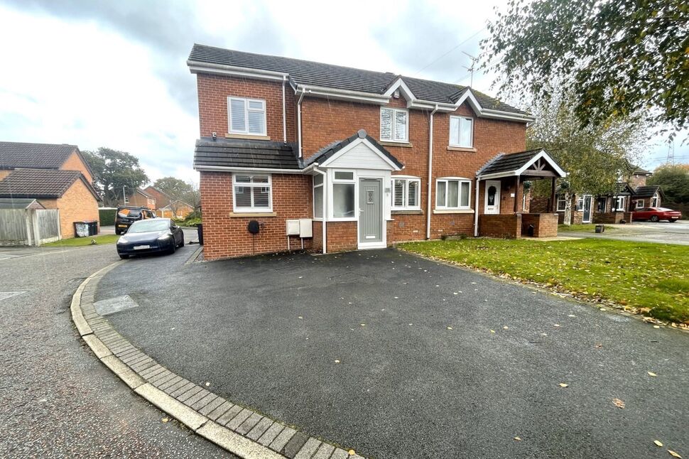 Main image of 3 bedroom Semi Detached House for sale, Mount Farm Way, Great Sutton, Cheshire, CH66