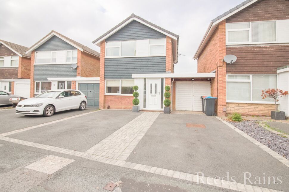Main image of 3 bedroom Link Detached House for sale, Torridon Grove, Great Sutton, Cheshire, CH66