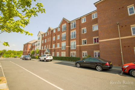 Robinson Road, 2 bedroom Flat to rent, &pound;750 pcm