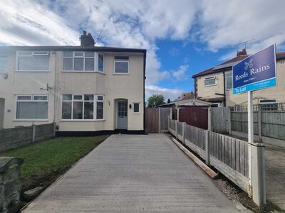 Thornleigh Drive, 3 bedroom Semi Detached House to rent, &pound;1,100 pcm