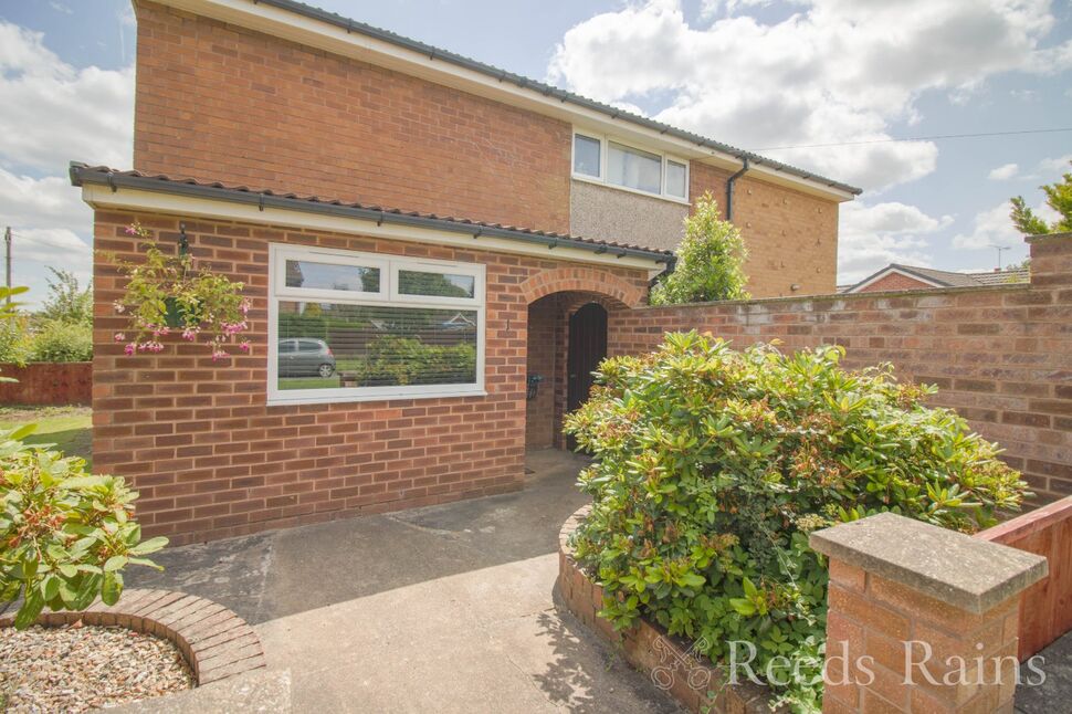 4 bedroom Detached House for sale, Aintree Grove, Great Sutton, CH66