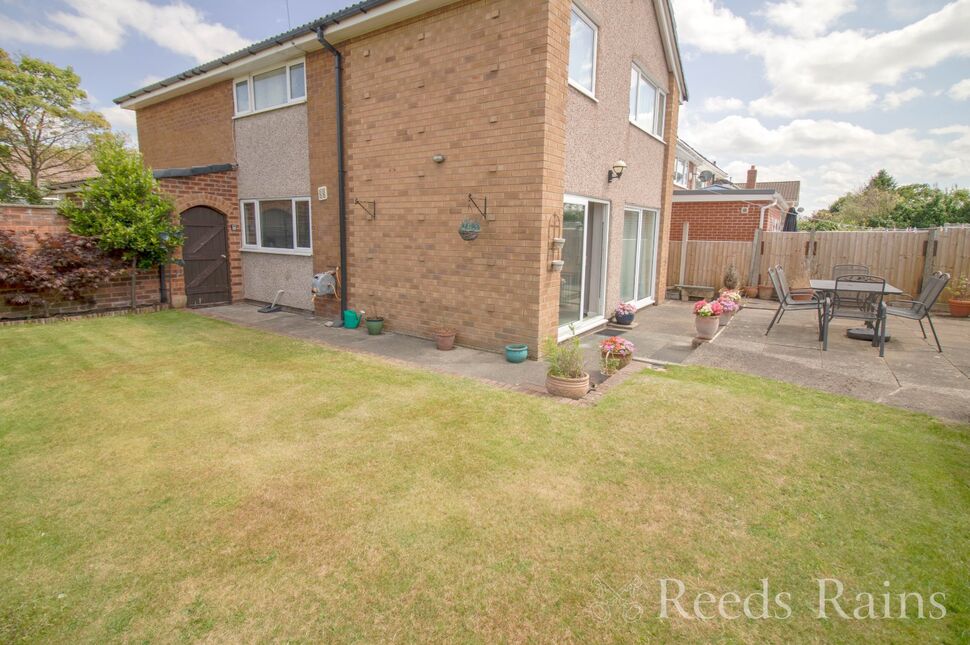 4 bedroom Detached House for sale, Aintree Grove, Ellesmere Port, CH66