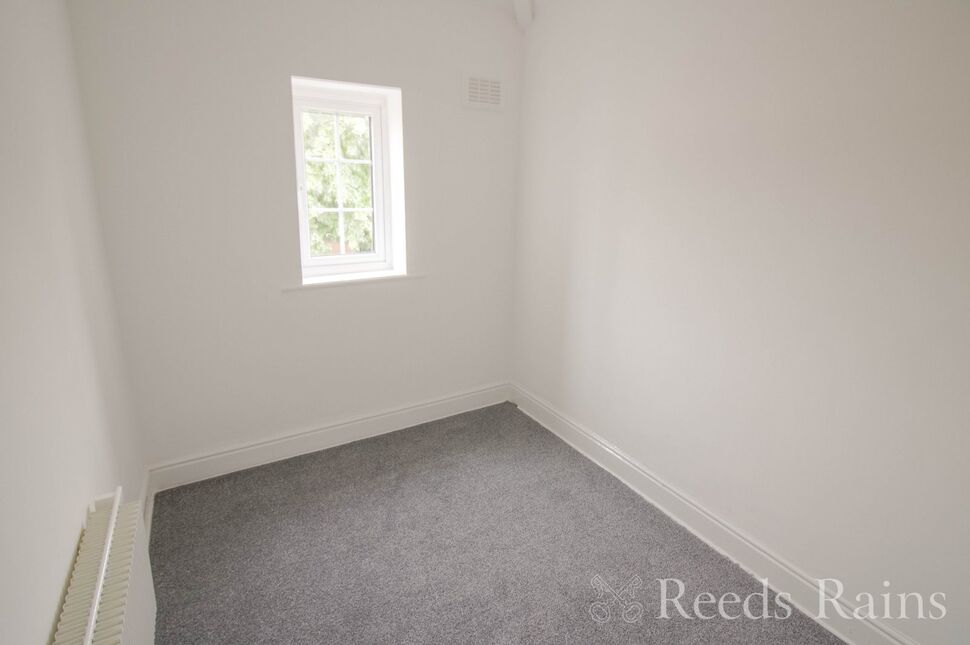 3 bedroom End Terrace House for sale, Kings Road, Little Sutton, CH66