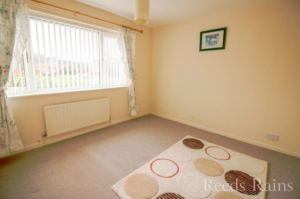 3 bedroom Mid Terrace House for sale, Chirk Gardens, Ellesmere Port