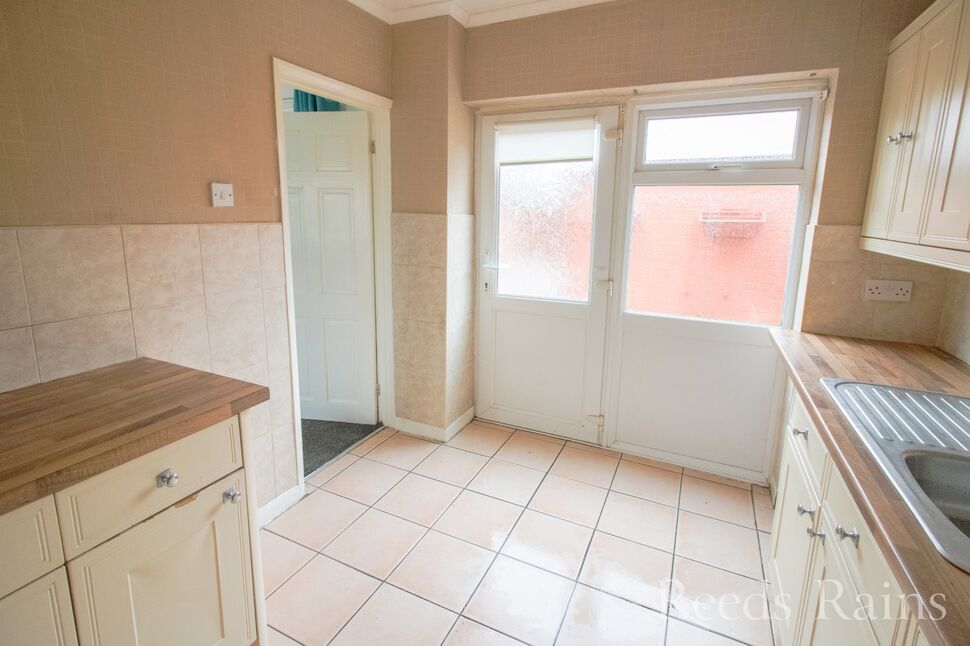 3 bedroom Mid Terrace House for sale, Chirk Gardens, Ellesmere Port