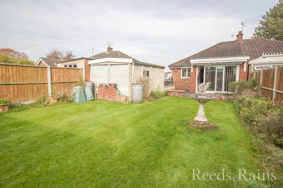 2 bedroom Semi Detached Bungalow for sale, Church Lane, Great Sutton