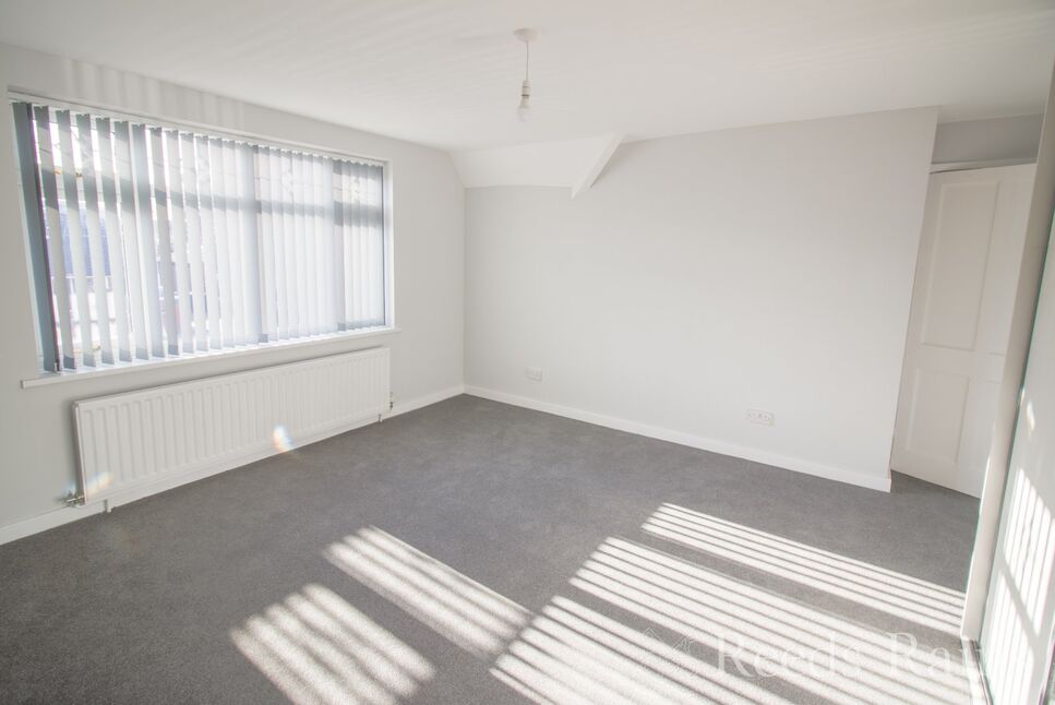 3 bedroom Detached House for sale, Grange Crescent, Childer Thornton