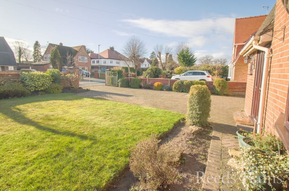 3 bedroom Detached House for sale, Grange Crescent, Childer Thornton